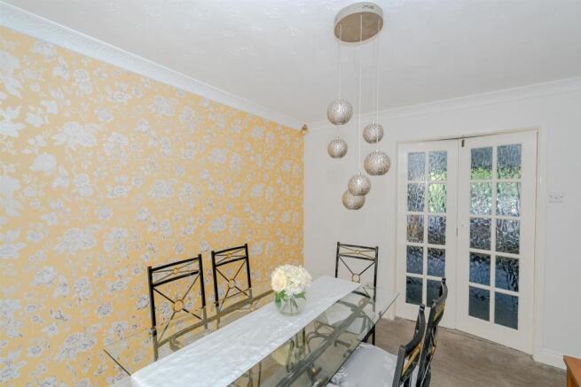 42, Rochester Way, Cannock, Staffordshire, WS12 3Y