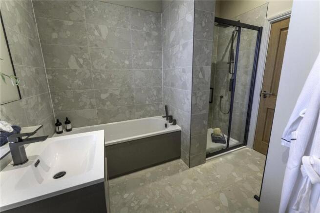 3 bed Semi-Detached for sale Image 12