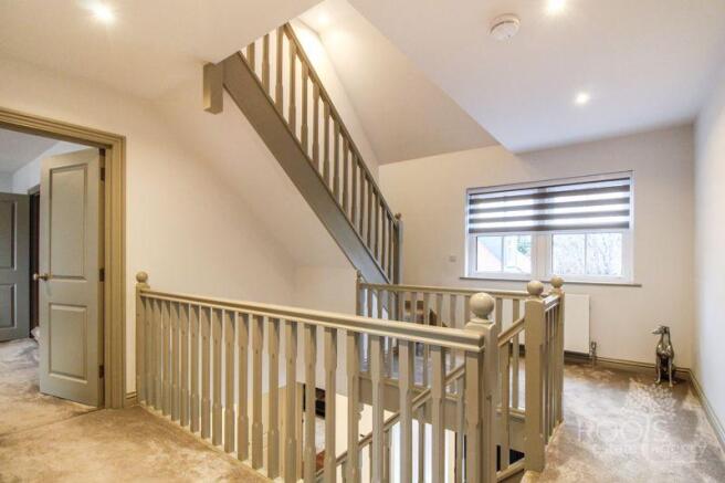 1st floor landing