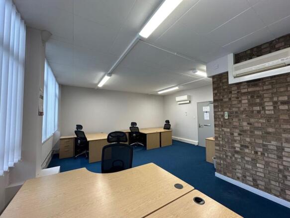 BBC Suite S2 S3  image 2.jpg