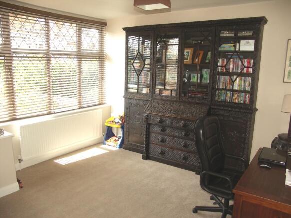 Photo 3
