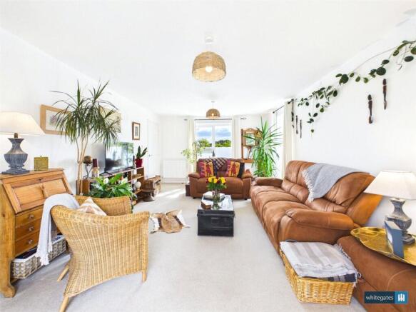 3 bed Detached for sale Image 4
