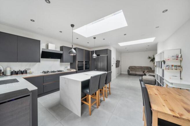 Davidson Frost-Wellings, DFW, Carlyon Avenue, Harr