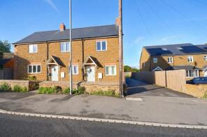 4a, Watling Street East, Towcester NN12 8LB
