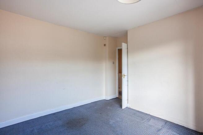 4 bed Semi-Detached for sale Image 12