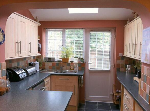 Photo 10