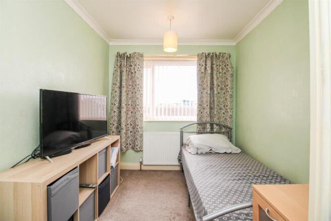 3 bed Town House for sale Image 8