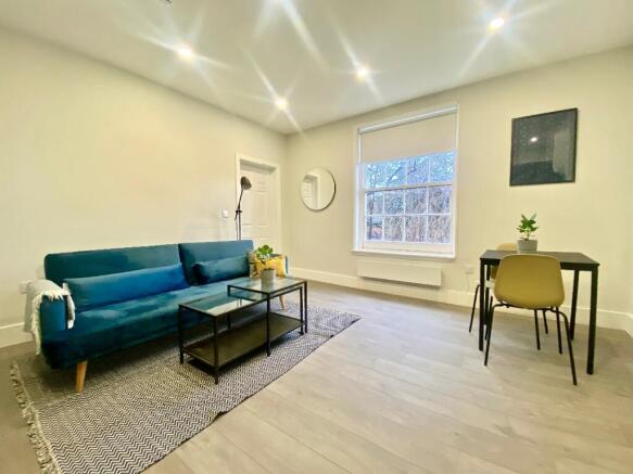 1 bed Apartment to rent Image 6