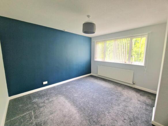 3 bed House to rent Image 8