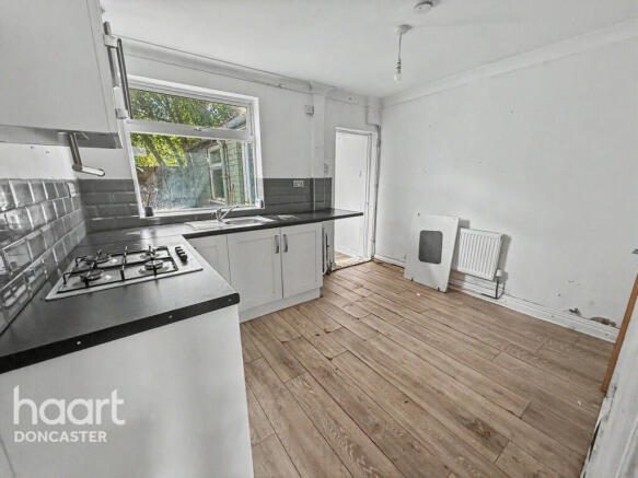 2 bed Terraced for sale Image 4