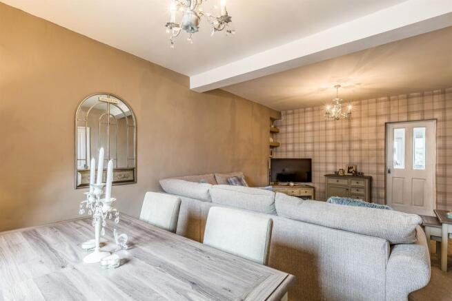 Lounge / Dining Room