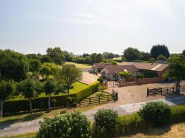Oakwood Cottage, Green Lane, Monk Fryston, Leeds LS25 5EJ