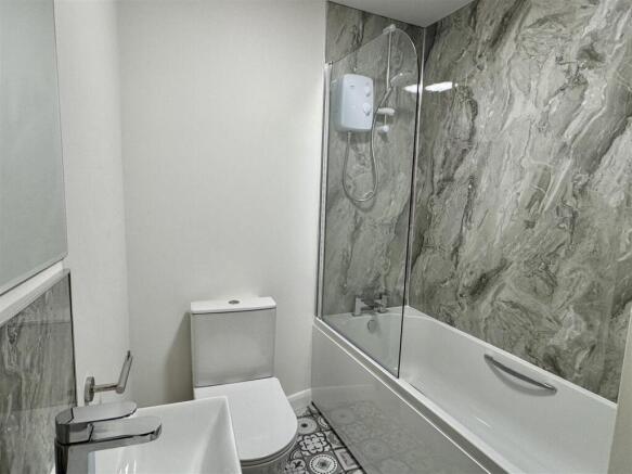 1 bed Flat to rent Image 6