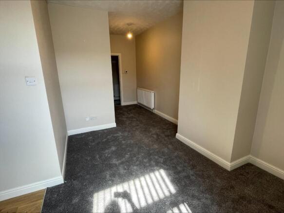 1 bed Flat to rent Image 4