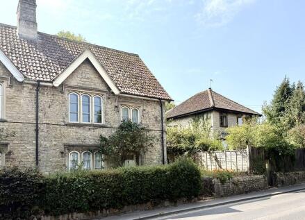 Curzon Street, Calne