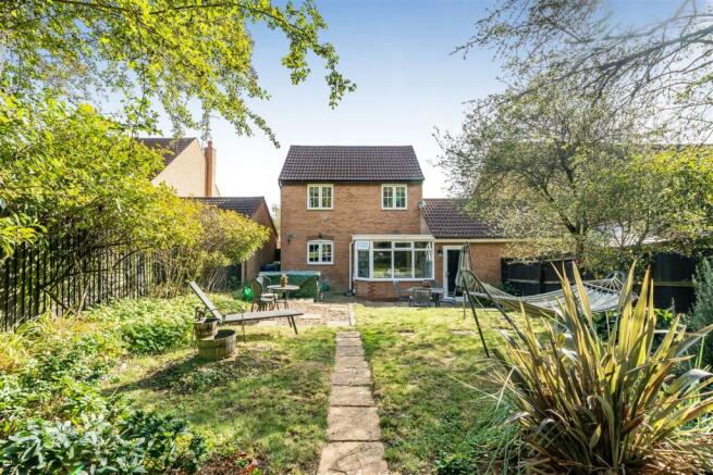 18 Mansell Close, Towcester