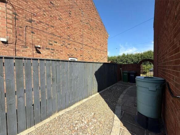 4 bed Detached for sale Image 10