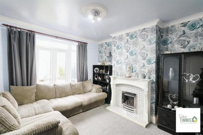 Sitting/Dining Room