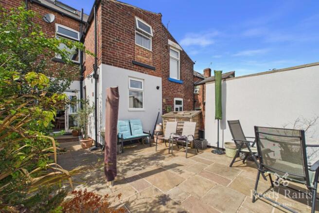 4 bed Terraced for sale Image 9