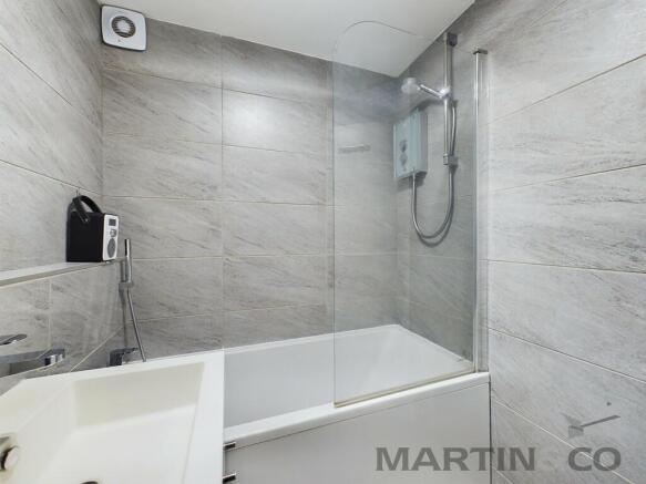 10 Bathroom