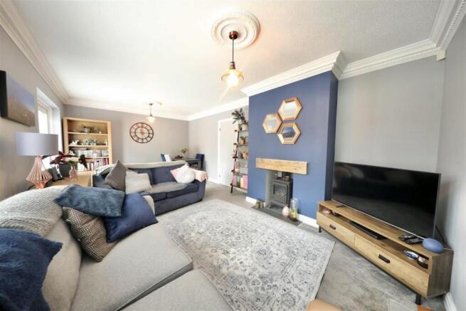 Image 13-08-2025 at 18.56 (4).jpg