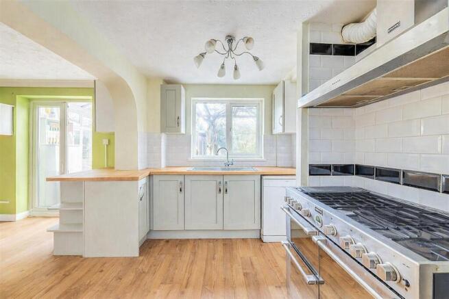 Kitchen/Breakfast Room