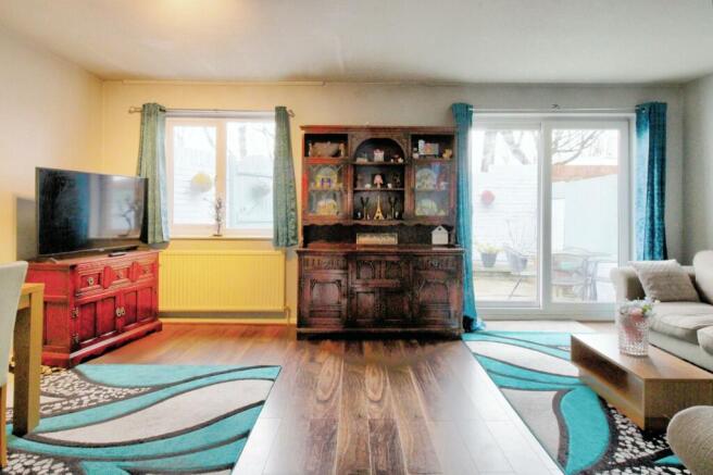 Living room 1