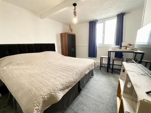 7 bed Terraced for sale Image 6