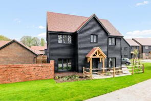 9, Coningsby Road, Hawkinge CT18 7UQ