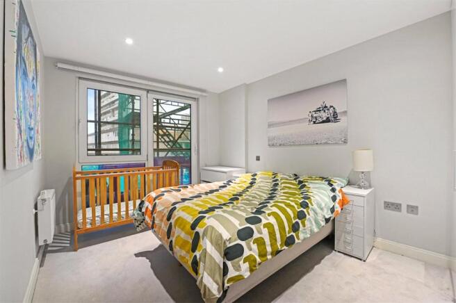 Plough Road Sw11