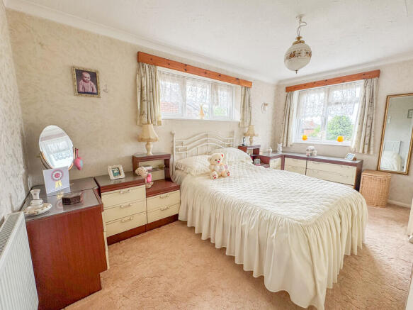 bed 1