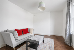 Flat 142, Chiltern Court, Baker Street, London NW1 5SB