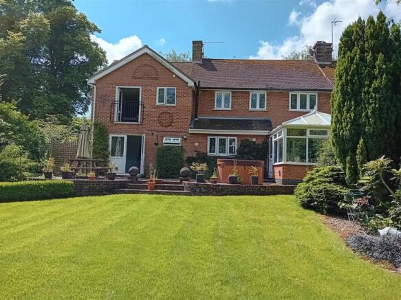 7 Hinckley Road- In Summer