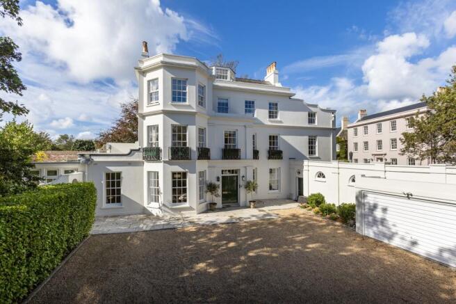 5-bed detached on Brockhurst, La Grange, St Peter Port, GY1, £4,950,000