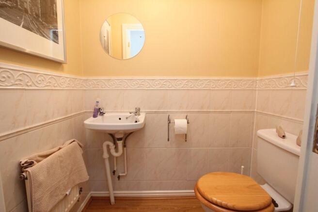Downstairs WC/...