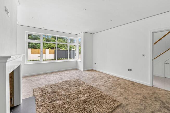 4 bed Semi-Detached for sale Image 12