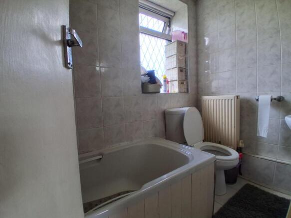 2 bed Terraced for sale Image 7