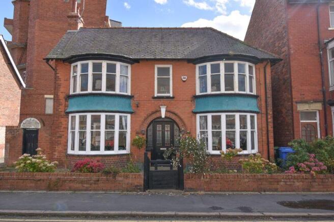 3 bed Detached for sale Image 10