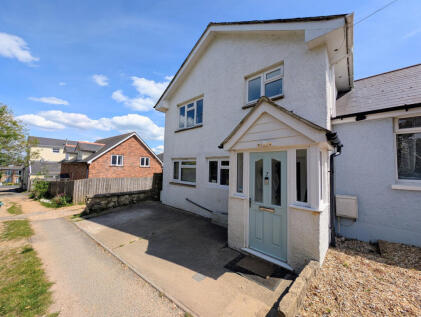 Laurel Estate, Cowes, PO31
