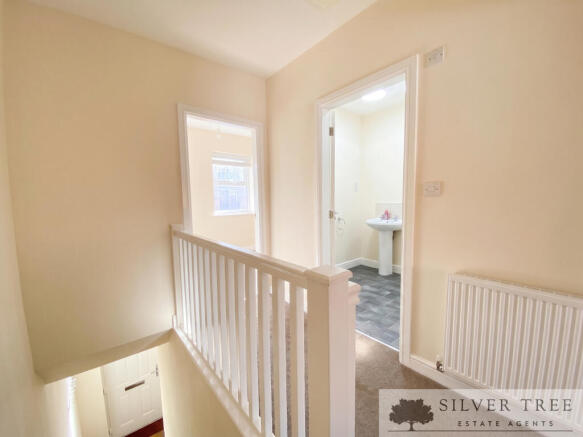 2 bed Terraced for sale Image 7