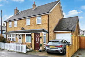 66, Adrian Road, Abbots Langley WD5 0AQ