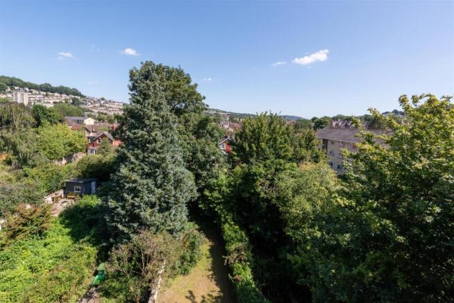 Top Floor Flat, 6 Bathwick Street-11.jpg