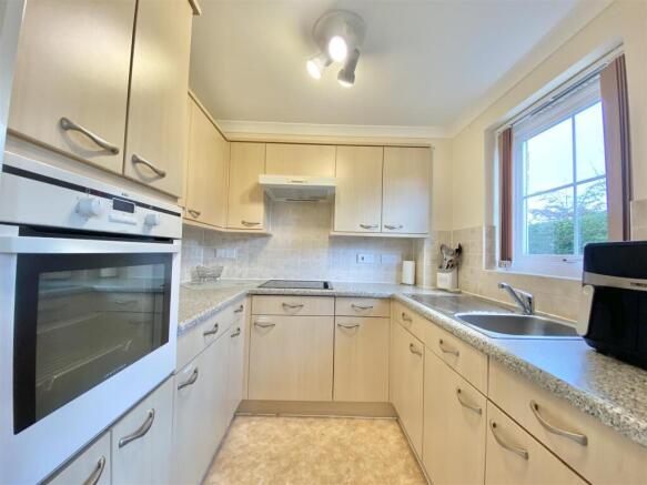 1 bed Apartment for sale Image 4