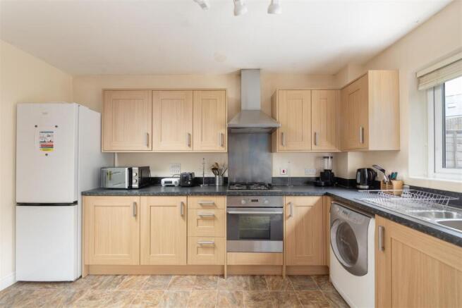 6 Middlewood Close Bath BA2 2TU-5.jpg