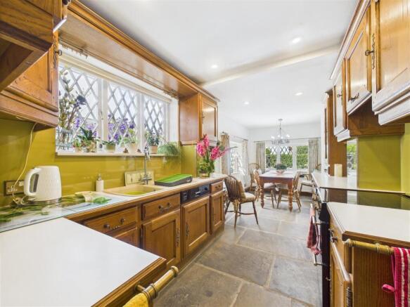 2 bed Cottage for sale Image 8