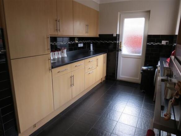 Dining Kitchen: