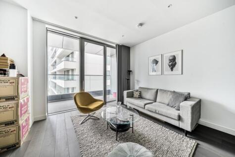 Park Drive London E14