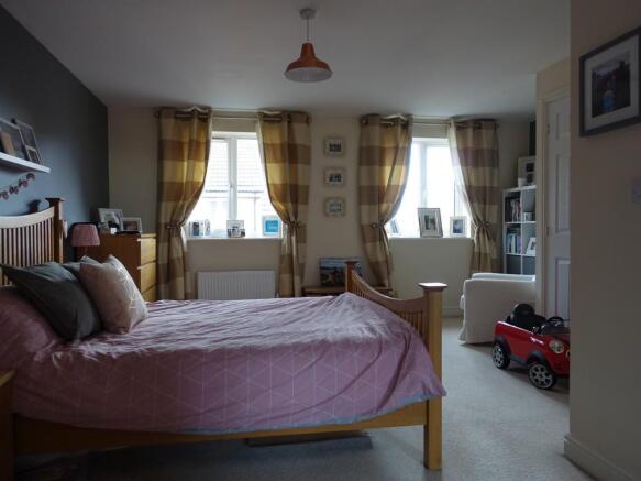 Photo 12