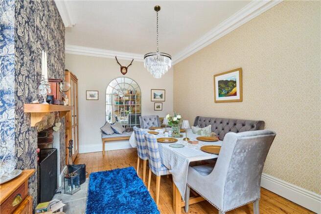 4 bed Terraced for sale Image 5