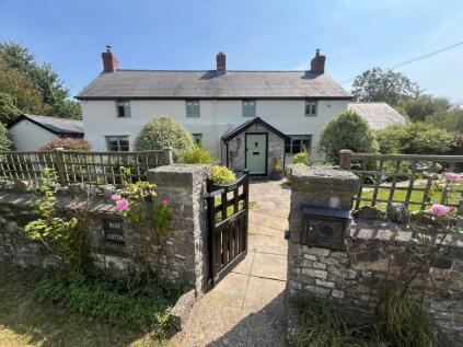 Rose Cottage Nurston Barry CF62 3BH